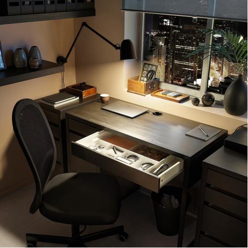 میز تحریر چوبی مدل MICKE